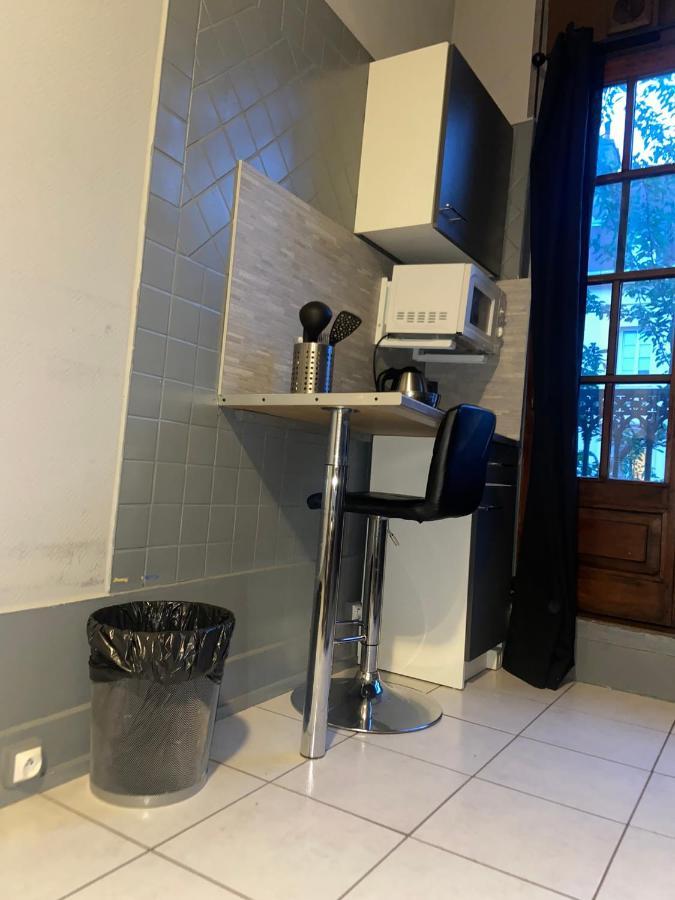 Emplacement Ideal : Studio Au Coeur De Dijon Disponible En Location Apartment ภายนอก รูปภาพ