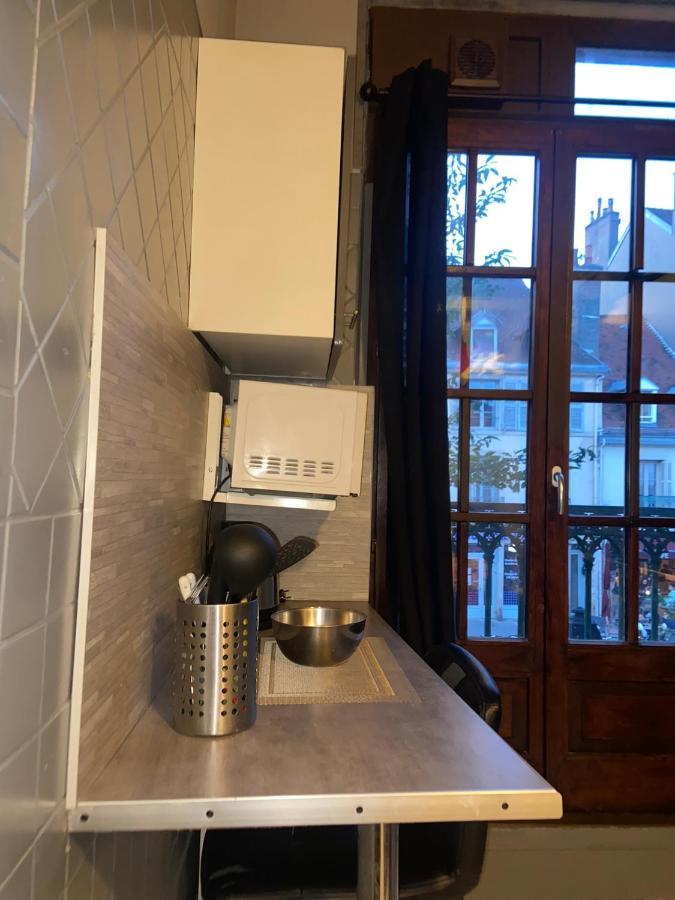 Emplacement Ideal : Studio Au Coeur De Dijon Disponible En Location Apartment ภายนอก รูปภาพ